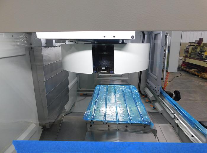 TRAK Toolroom Machining Center w/ProtoTRAK RMX Control TMC-7