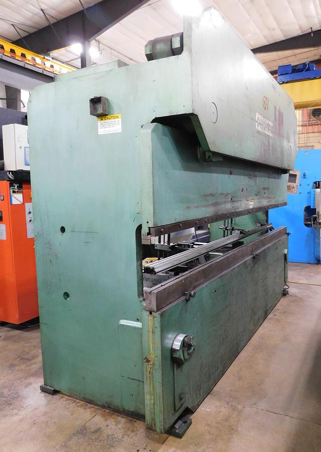 Used Piranha 12' x 175 Ton Hydraulic Press Brake 17512
