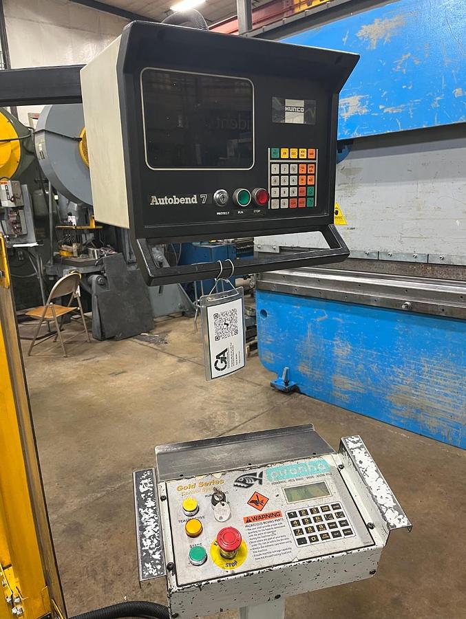 Used Piranha 10' x 95 Ton Hydraulic Press Brake 95-10