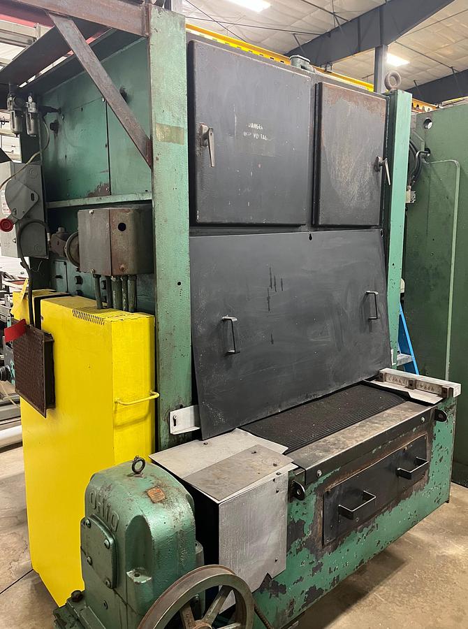 Used 1996 Timesaver 28" Wide Belt Sander Top 130VW