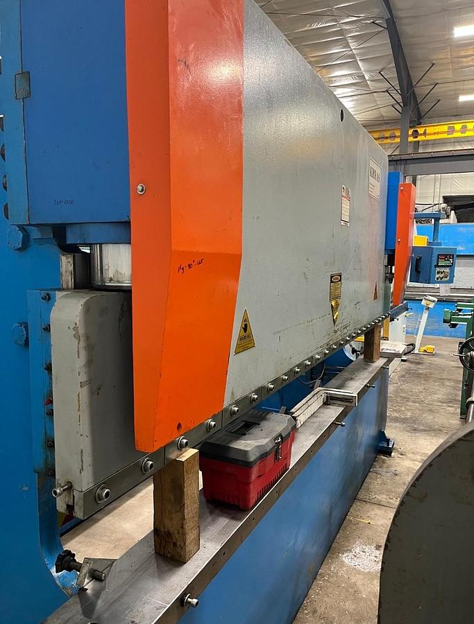 Used 2008 Krras 12' x 220 Ton Hydraulic Press Brake Bend 200-37