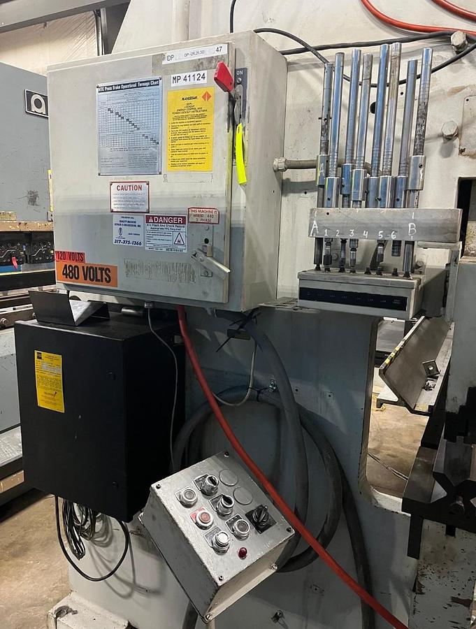 Used HTC 12' x 200 Ton Hydromechanical Press Brake 200-12H