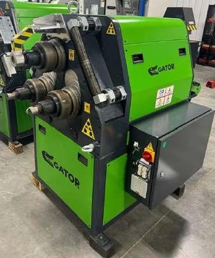 2025 Gator 2" x 2" x .188" Hydraulic Double Pinch Angle Roller GAR60