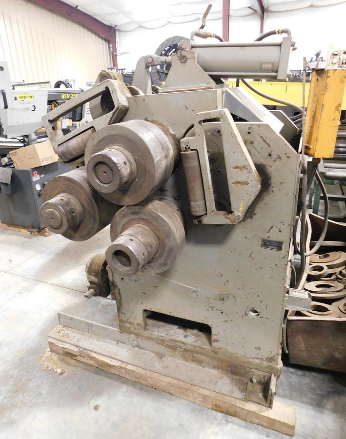 Used Hendley & Whittemore 3" x 3" x 3/8" Angle Roll
