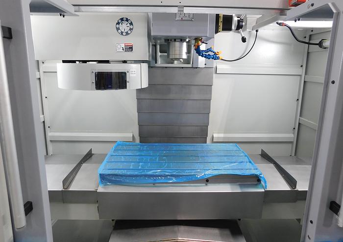 TRAK Toolroom Machining Center w/ProtoTRAK RMX Control TMC-7