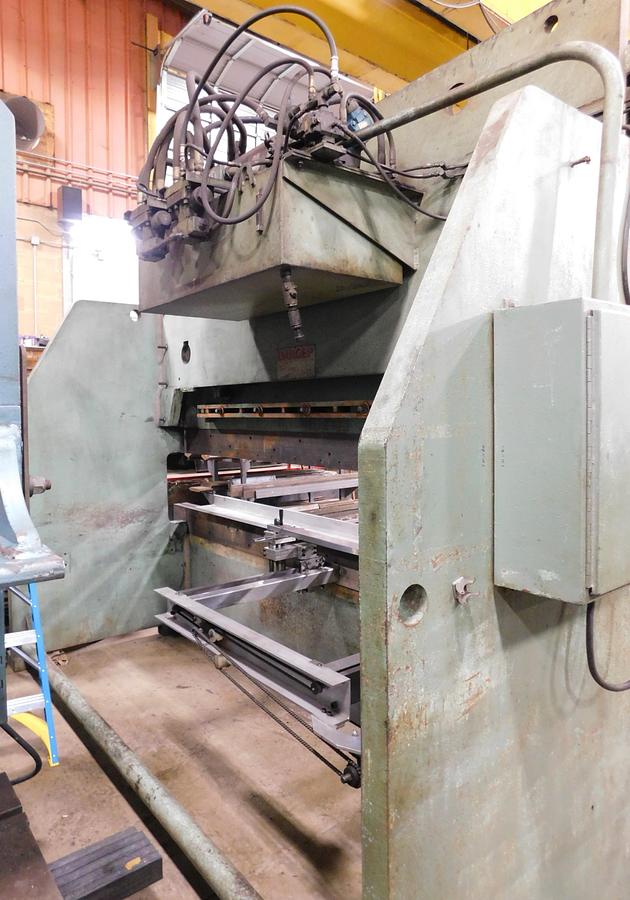Used HTC 12' x 200 Ton Hydromechanical Press Brake 200-12H