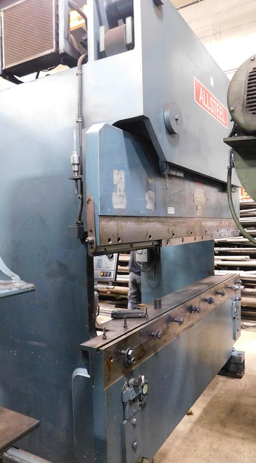 Used 2004 Allsteel 8' x 135 Ton Hydraulic Press Brake 135T-8