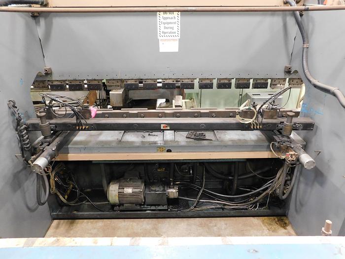 Used 1984 Amada 10' x 100 Ton Hydraulic Press Brake RGB100
