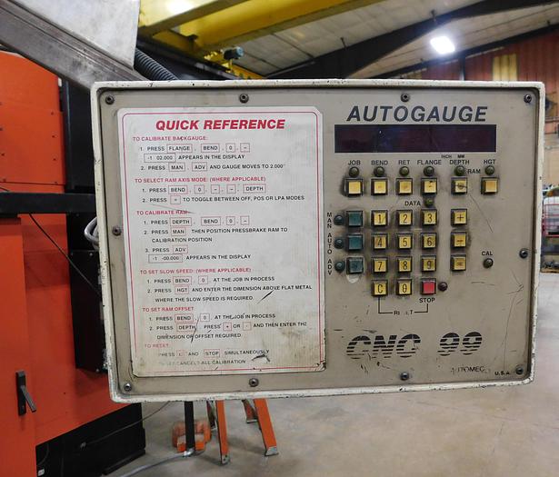 Used Strandard Industrial 12' x 200 Ton Press Brake AB20012
