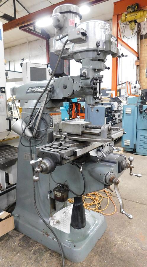 Used 1985 Bridgeport Series I 2 HP Milling Machine Series I 2 HP
