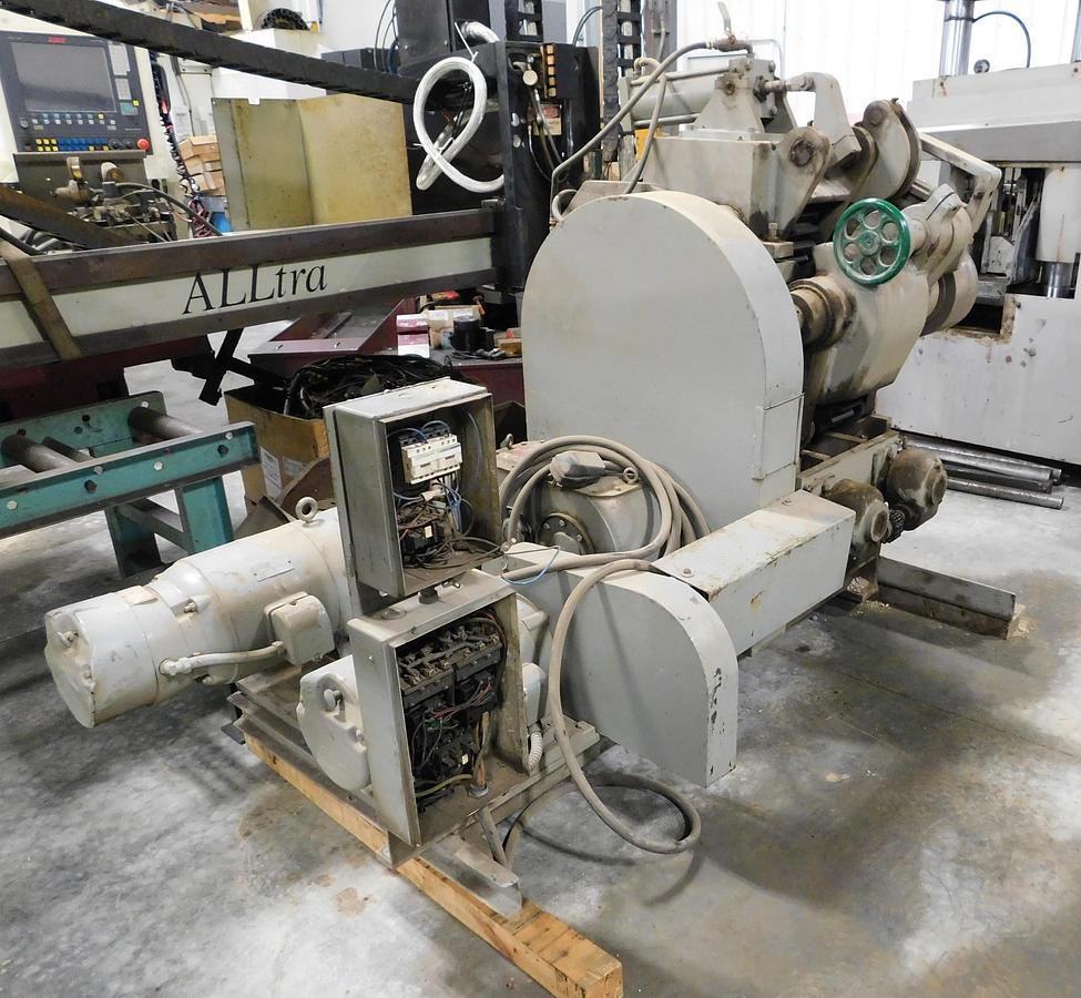 Used Hendley & Whittemore 3" x 3" x 3/8" Angle Roll