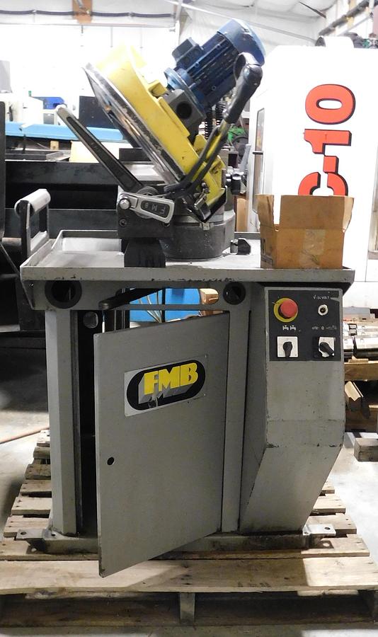 Used 2000 FMB 9" Manual Horizontal Miter Bandsaw Triton