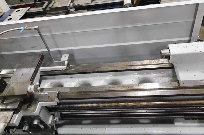 Used 1997 Vectrax 16"/26" x 60" Toolroom Lathe 1660