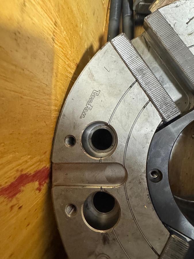 TonFou 12" 3 Jaw High Speed Wedge Type Through Hole Power Chuck TF3X-12A8