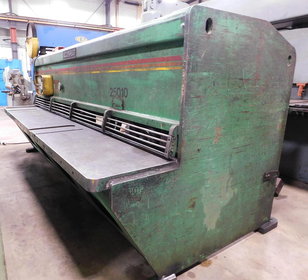 Used 1986 Accurshear 10' x 1/4 Hydraulic Shear 25010LP