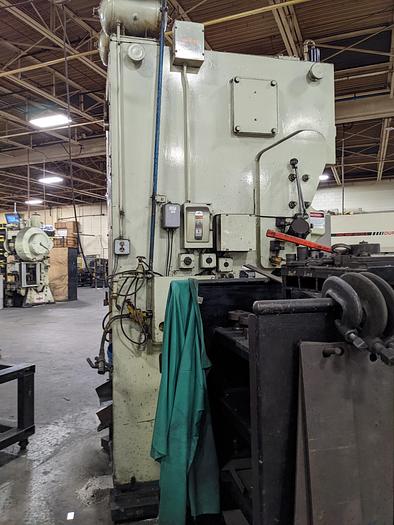 Used 1986 Komatsu 121 Ton OBI Punch Press 110-2 OBS