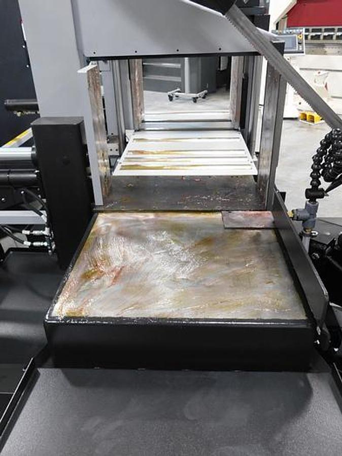 Hyd-Mech S-23A Automatic Pivot Style Bandsaw S-23A