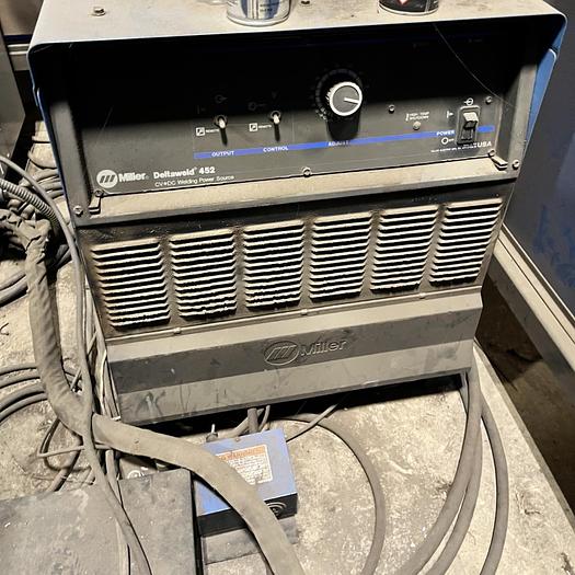 Used Wisconsin Welding Robots 7 Axis CNC Robot Welder and Fixture for Sale in Orange City, Iowa