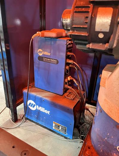 Used Wisconsin Welding Robots 7 Axis CNC Robot Welder and Fixture