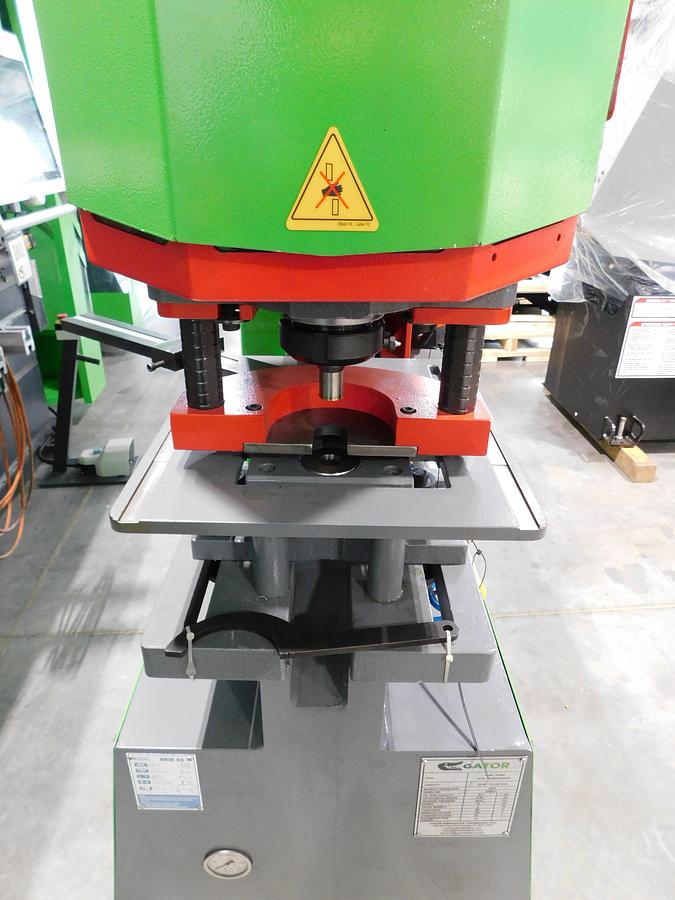 2025 Gator Tiger HKM85 95 Ton Hydraulic Dual Operator Ironworker