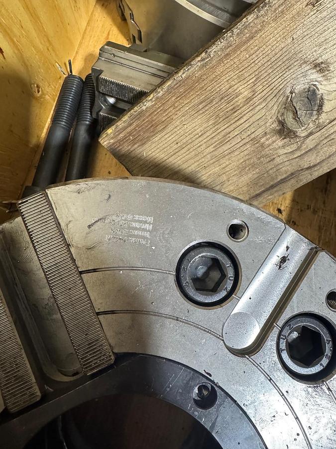 TonFou 12" 3 Jaw High Speed Wedge Type Through Hole Power Chuck TF3X-12A8