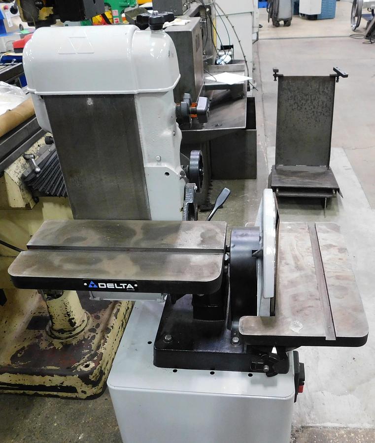 Used Delta Belt and Disc Sander 52-616