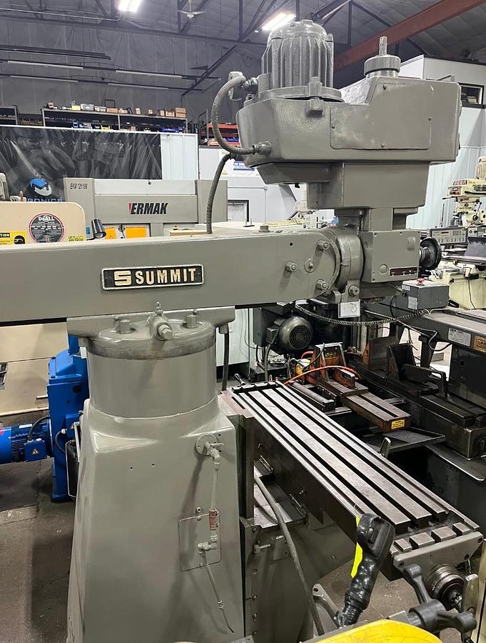 Used Summit Vertical Milling Machine