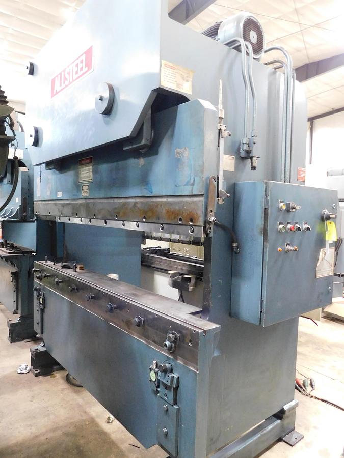 Used 2004 Allsteel 8' x 135 Ton Hydraulic Press Brake 135T-8