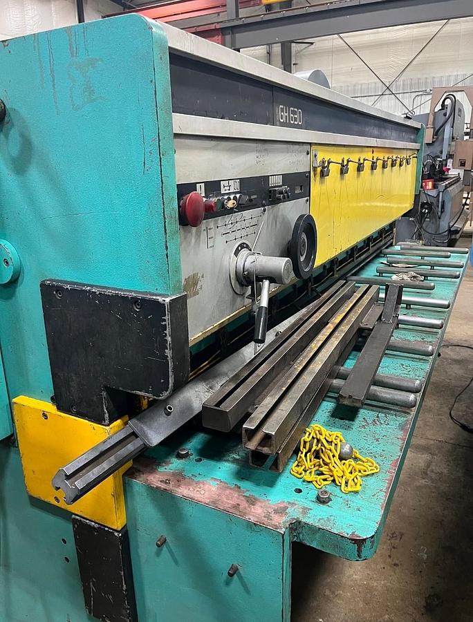 Used Promecam 10' x 1/4 Hydraulic Shear GH630Z