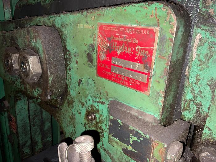 Used 1990 Unihydro 65 Ton Ironworker 6514