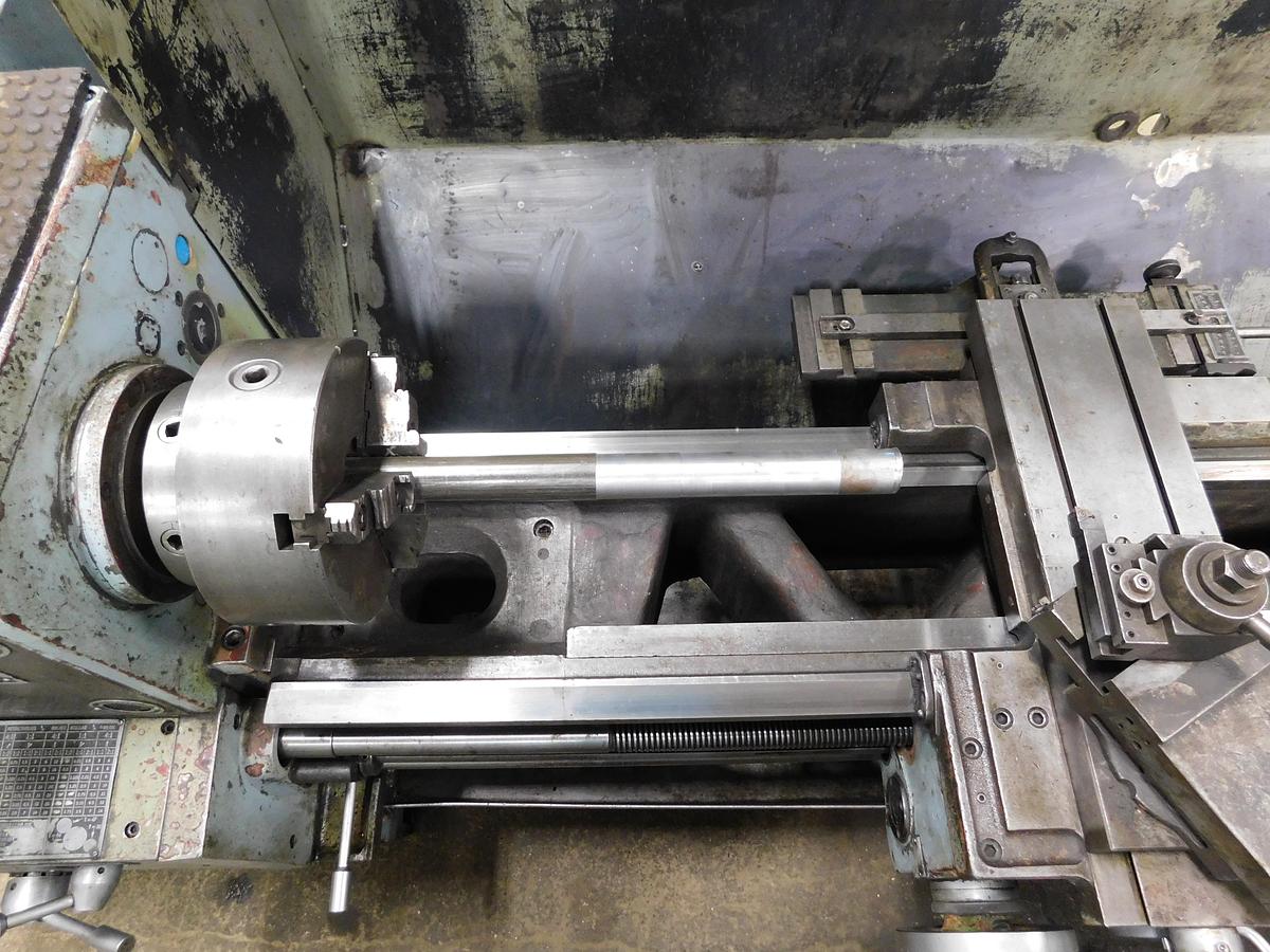 Used 1993 Andrychow 17/25" x 80" Toolroom Lathe TUG-40