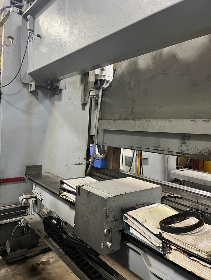 Used 1992 Pacific 14' x 230 Ton Fabri Former CNC Press Brake FF230-14IIS