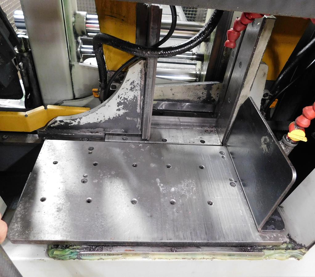 Used 2011 Hyd-Mech 14" x 14" Horizontal Automatic Bandsaw H-14A