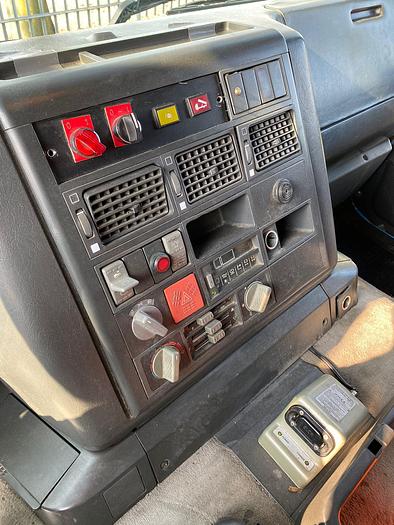 Usato 1999 IVECO EUROTECH 260E35 CURSOR