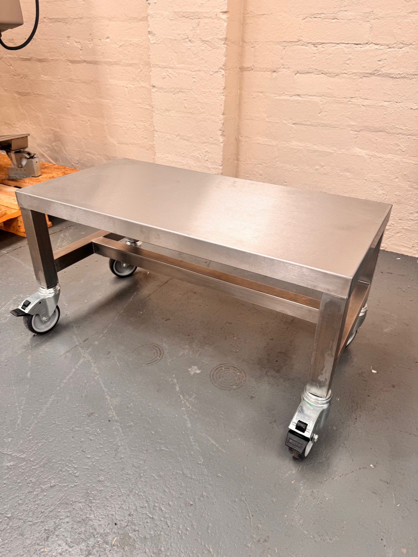 Used 2026 Stainless Steel Trolley Table  800 x 400 x 400mm