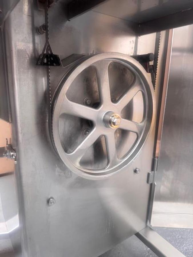 Used MEDOC STL350 Bandsaw