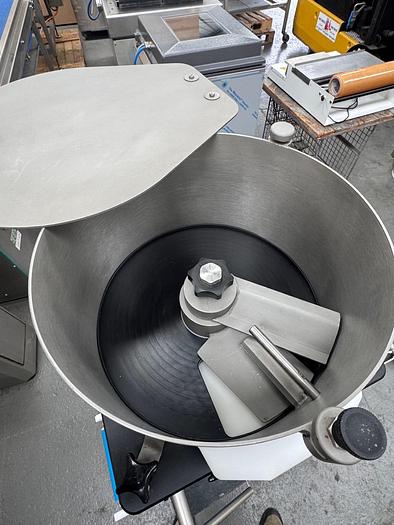 Used 2024 Deighton Formatic R2200 Burger Machine