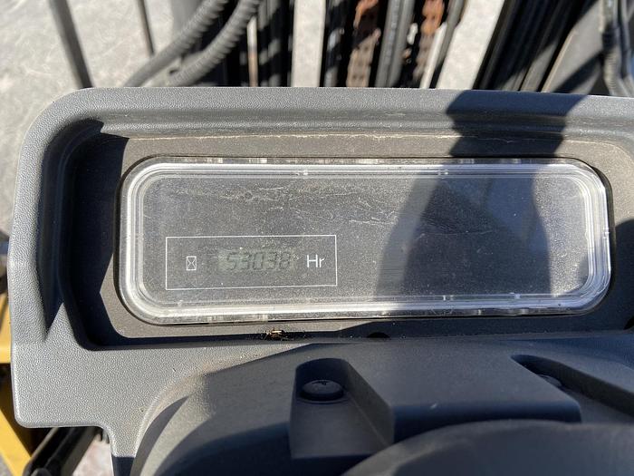 Used 8,000 POUND CAPACITY CATERPILLAR FORKLIFT MODEL GC40KS MFG. 2015