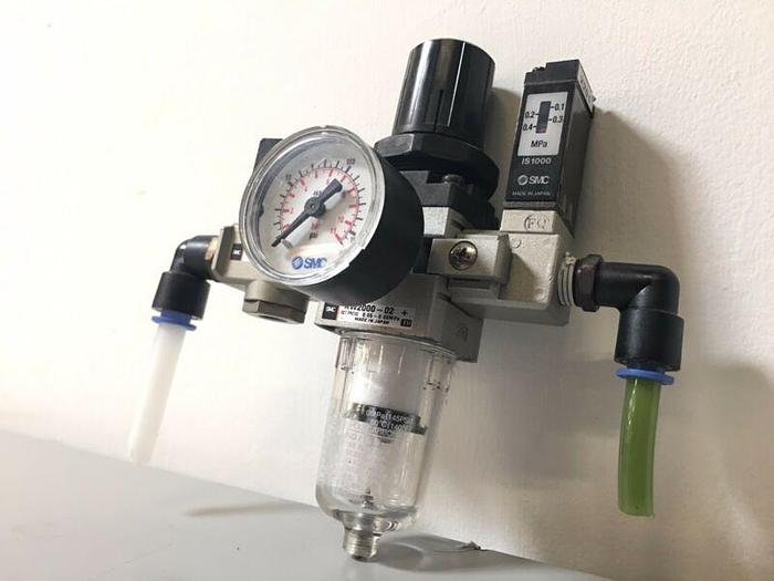 Used SMC AW2000-02 Filter Regulator, VHS2000-02 Pneumatic Residual Valve & IS1000