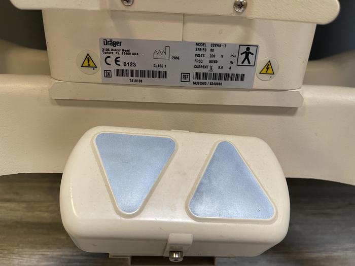 Gebraucht Dräger C2HS-1C Babyinkubator Isolette C2000