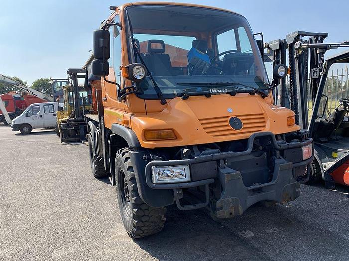 Usata 2001 MERCEDES UNIMOG U300