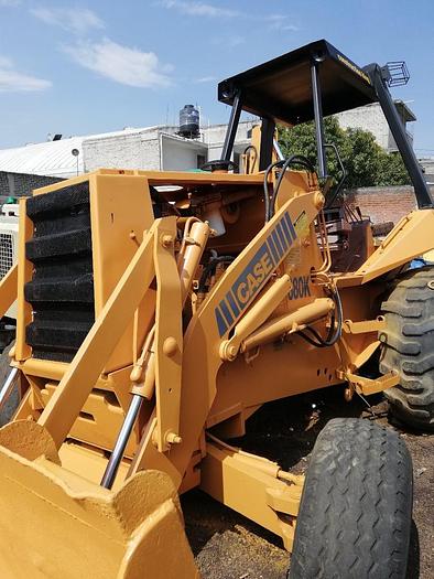 1995 CASE 680K
