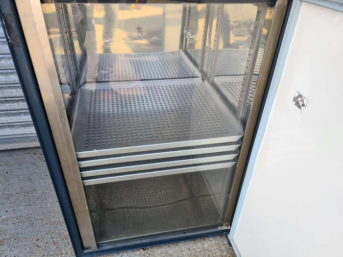 Used LEEC K2N Compact Incubator