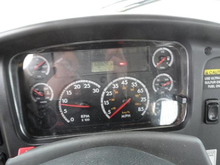 Used 2010 FREIGHTLINER BUSINESS CLASS M2 106