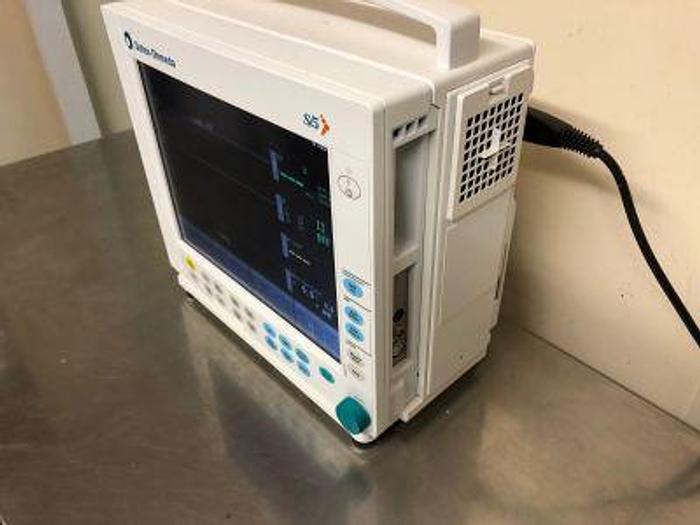 Used Monitor Datex S/5 Compact with Agent and Gases