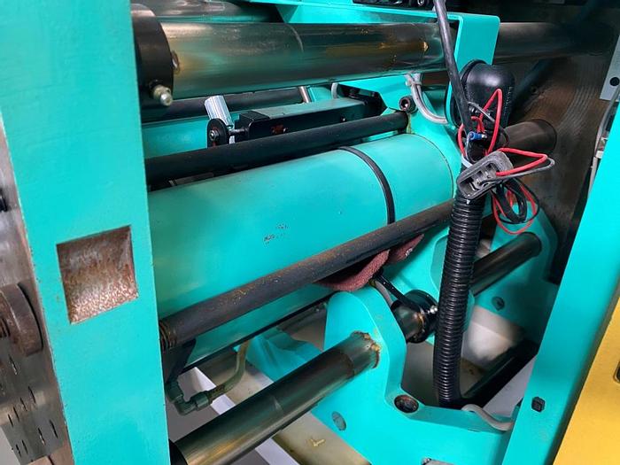 Used 1997 Arburg Allrounder Selecta 270S 250-60 Injection Moulding Machine