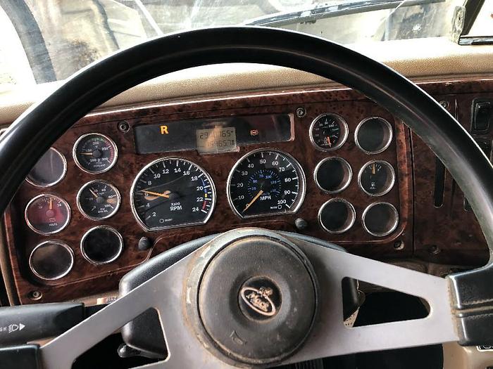 Used 2006 Mack CV713
