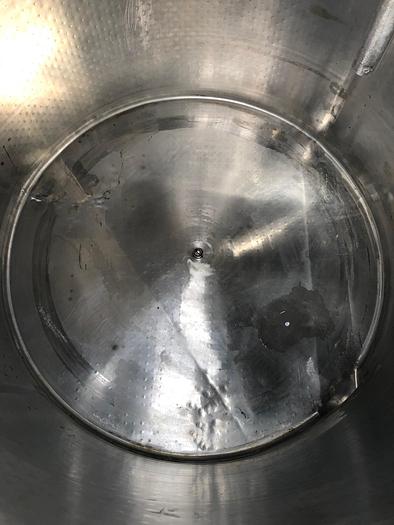 Used 1,000 GALLON DOME TOP SLOPE BOTTOM PRESSURE WALL PROCESSOR (#9793)