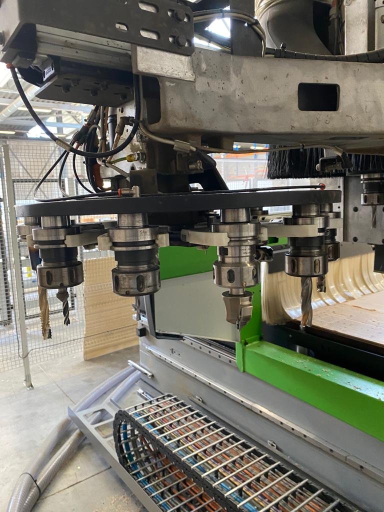 Gebruikt 2009 BIESSE Rover B7.40 R FT