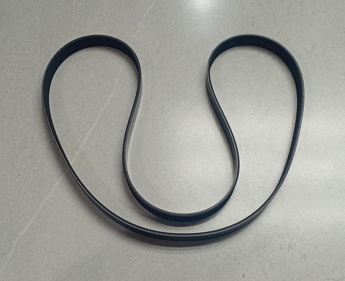 Usado Banda del ventilador (Fan Belt) original utilizada en motores y tractores de la marca KIOTI.